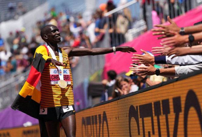 Joshua Cheptegei reigns supreme in 10,000m