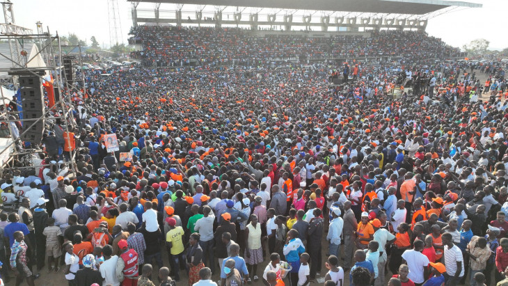 Raila receives grand reception as he raids Ruto’s Eldoret backyard