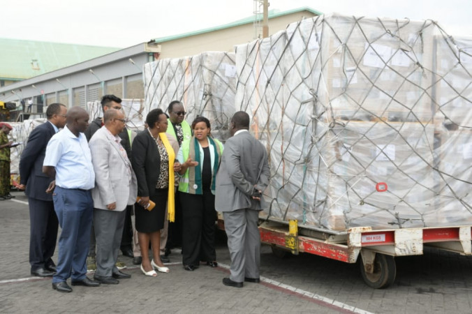 Presidential ballot papers arrive at JKIA on Wednesday, July 27, 2022. PHOTO/IEBC/Twitter