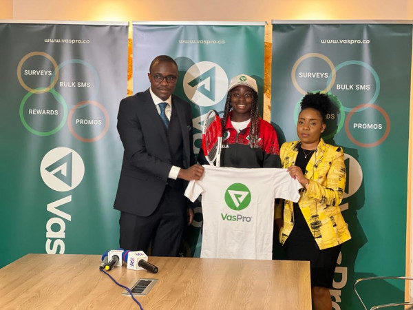 VasPro appreciates tennis star Angela, offers financial help