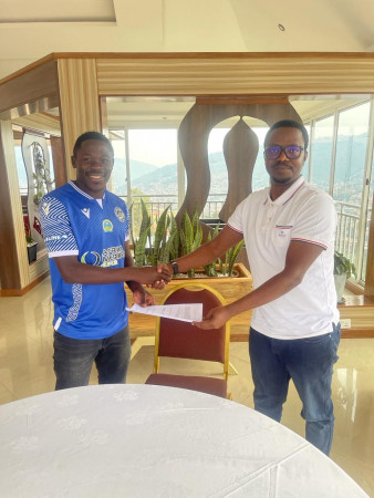 Lawrence Juma signs new deal at Sofapaka. PHOTO/AS Kigali