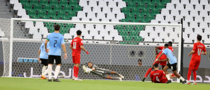 Michael Olunga's short shaved. PHOTO/AL Duhail/ Twitter(@DuhailSC)