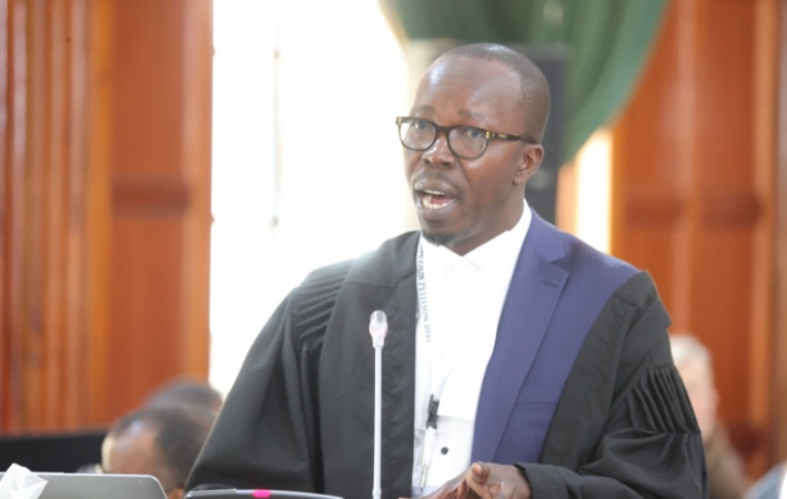 Lawyer Eric Gumbo, who appears for IEBC, makes his submissions during yesterday’s proceedings. PHOTO/Judiciary (@Kenyajudiciary)/Twitter