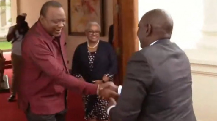 Ruto meets, shakes Uhuru’s hand ahead of inauguration