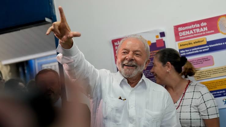 Brazil elects Lula, a leftist former leader, in a rebuke of Bolsonaro