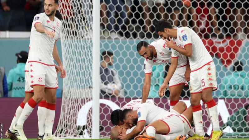 Tunisia stun France but fail to qualify