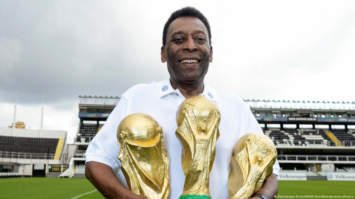 Football legend Pele dies aged 82