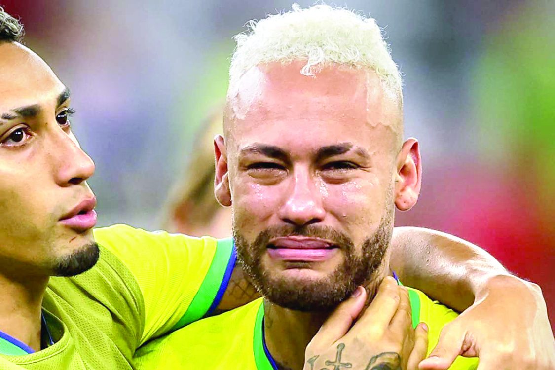 Tite steps down as Brazil coach, Neymar hints at retiring