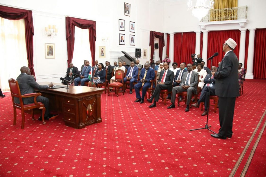 30 Jubilee MPs meet Ruto, Gachagua in State House