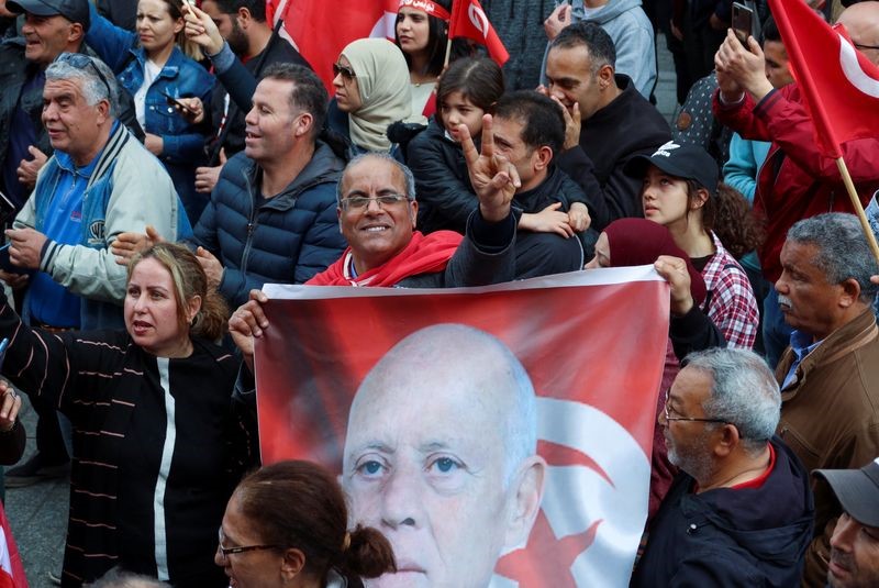 Tunisian president allies rally against ‘traitors’