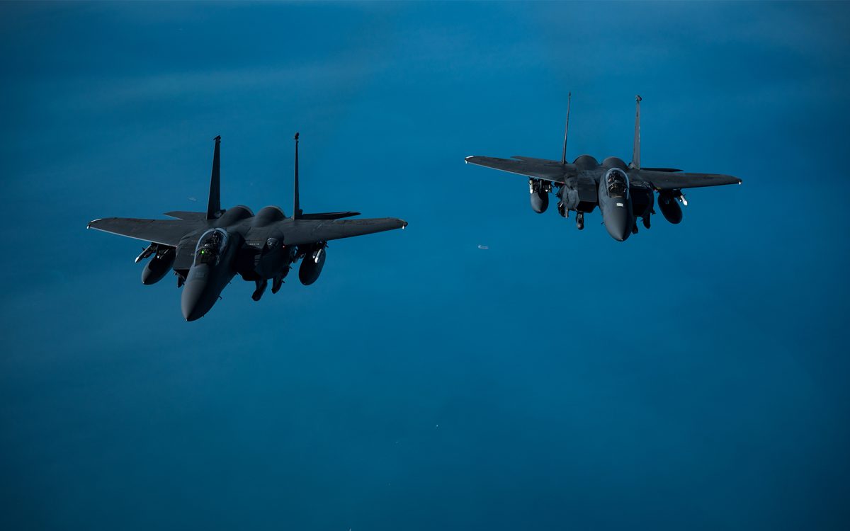 Iran, Syria condemn fàtal US air strikes on Iran-linked facilities