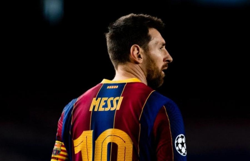 Barcelona VP confirms Lionel Messi transfer talks as PSG contract winds down