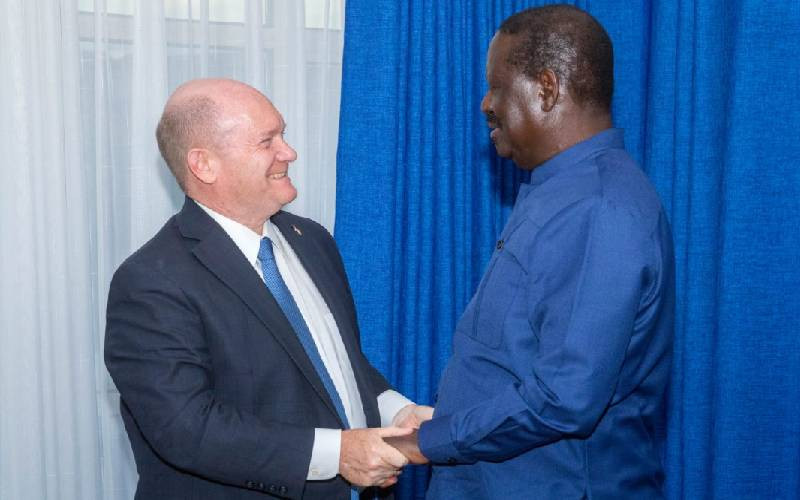 US gov’t is not pushing for any specific outcome in Ruto-Raila talks – Senator Coons clarifies