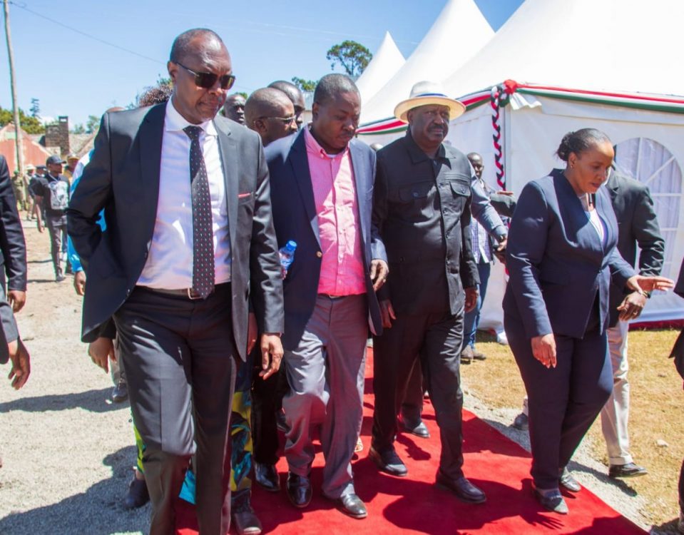 Etale explains why Raila arrived late at Mukami’s burial after Ruto was already seated