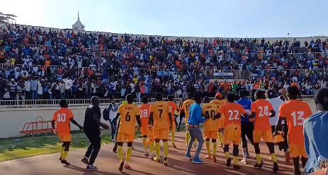 Ruto attends Mashemeji Derby at Nyayo stadium