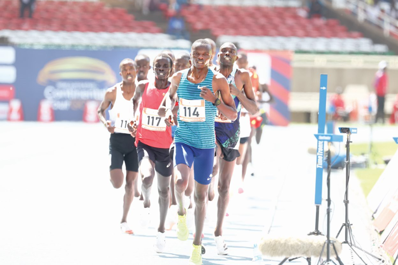 Dazzling Ebenyo brings the roof down in men’s 10000m as Moraa earns sweet revenge