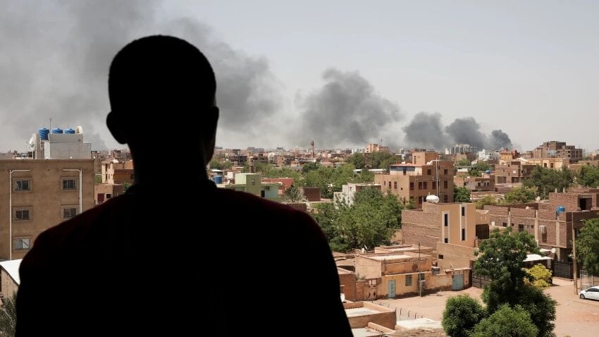 Sudan war: Guns fall silent as 24-hour truce takes effect