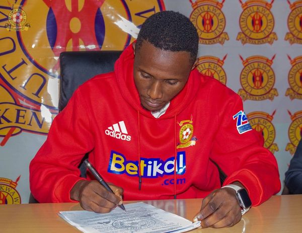 Kenneth Muguna signs for Kenya Police. PHOTO/Kenya Police/Facebook.