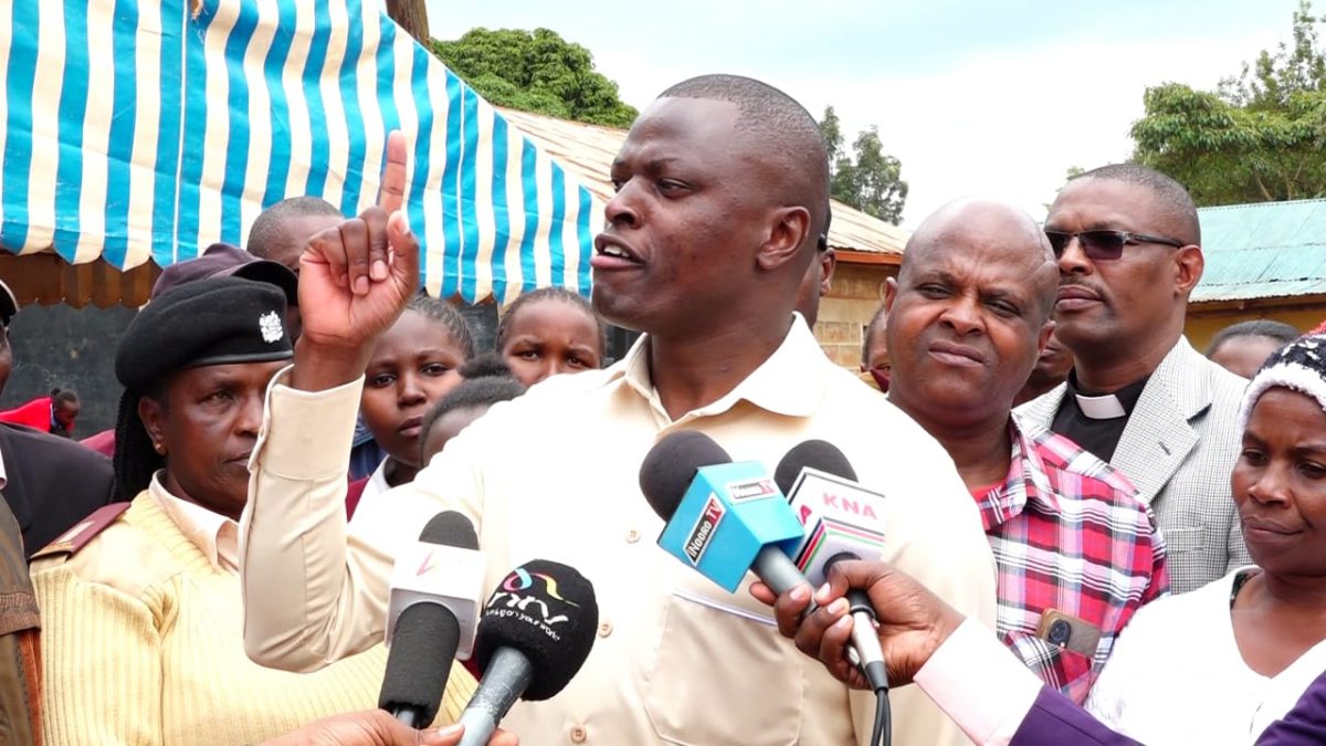 Kiharu member of parliament Ndindi Nyoro addressing the media in Weithaga. PHOTO/Wangari Njuguna