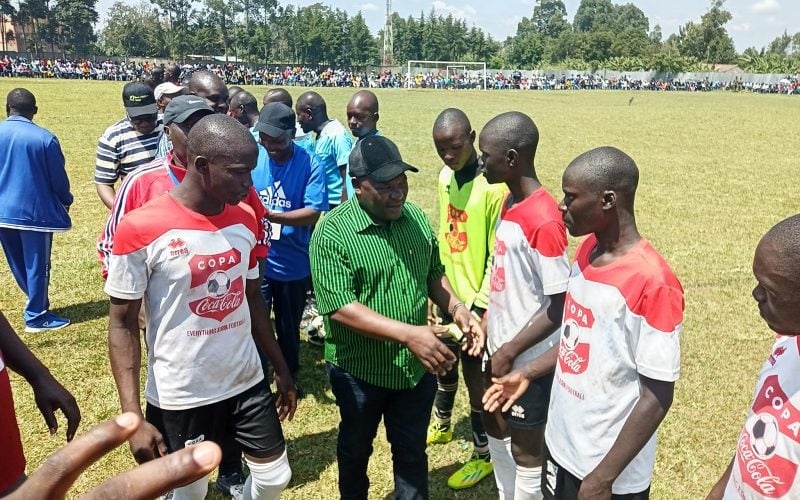 Agoro Sare captain introduces players to chief guest. PHOTO/KSSSA