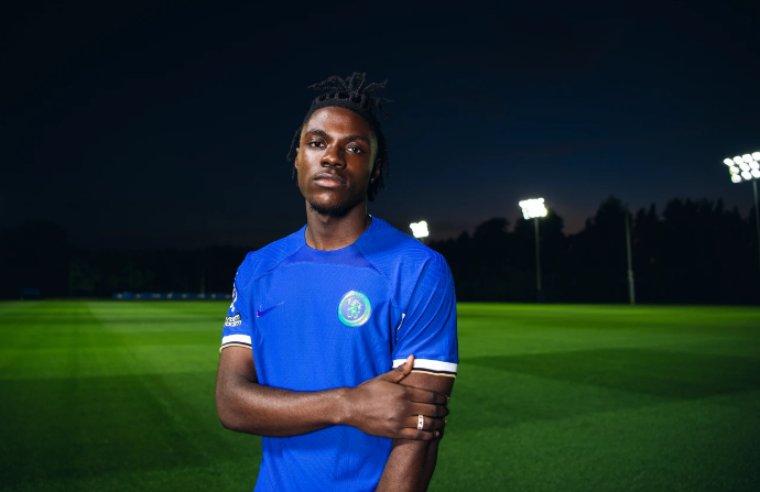 Lavia joins Chelsea from Southampton on a 7-year-deal