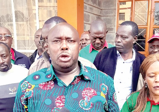 Knut wants employer to take over tutors pensions