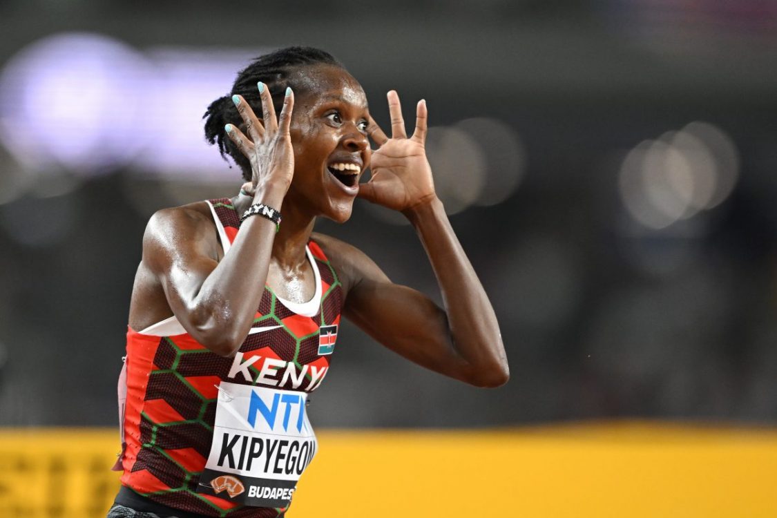 Ruto, Raila congratulate Faith Kipyegon for winning second gold