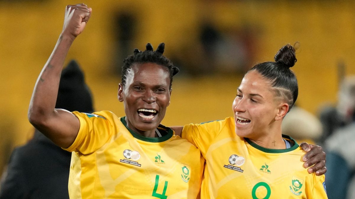 South Africa 3-2 Italy: Thembi Kgatlana’s late goal sees South Africa into last 16