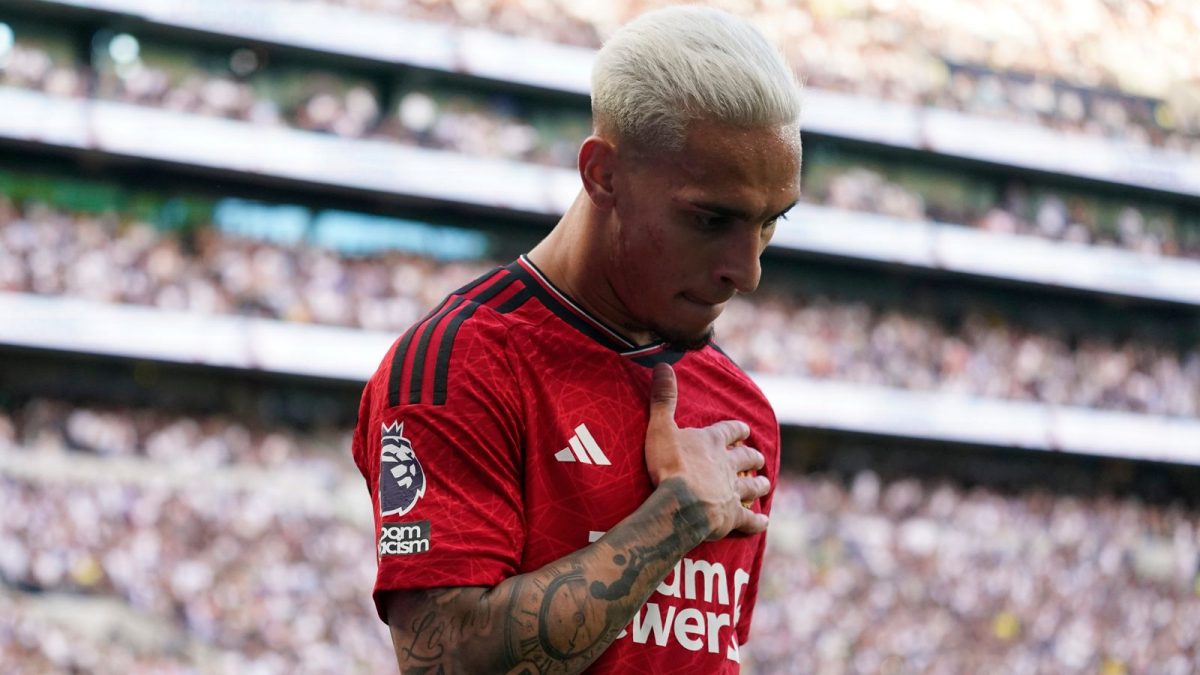Tearful Manchester United’s Antony denies claims of abusing his girlfriend