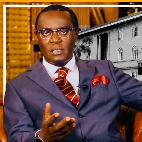 ‘You are popular abroad with muzungus but at home, people are hostile’ – Mutahi Ngunyi warns Ruto