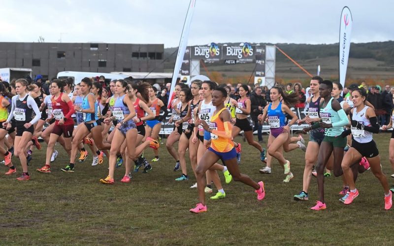 Beatrice Chebet in the early stages of the cross Internacional de Atapuerca. PHOTO/Ricardo Ordóñez