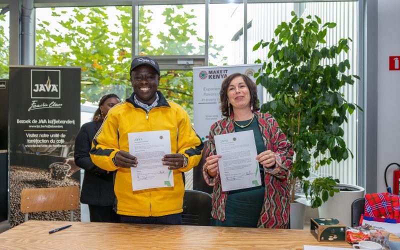 Kenyan Deputy President Rigathi Gachagua displays newly signed deal PHOTO/Rigathi Gachagua/Twitter 