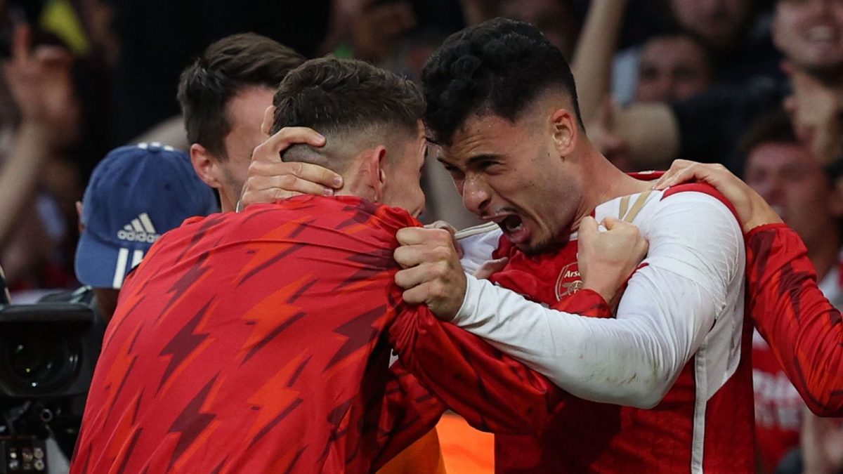 Martinelli hits late winner as Arsenal beat Manchester City