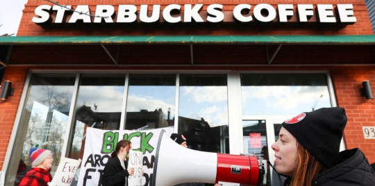 Starbucks faces walkout at hundreds of US stores