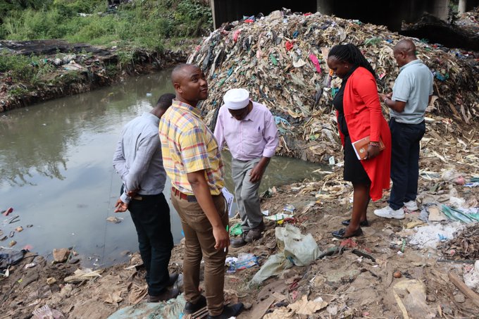 NEMA officials inspecting Nairobi River