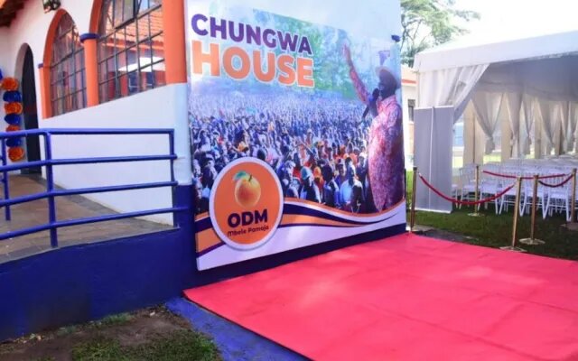 UDA members in Ugunja decry suffering, defect to ODM en masse