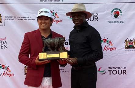 Dutchman Darius van Driel poses with CS for Youth Affairs, Creative Economy and Sports Ababu Namwamba at the Magical Kenya Open 2024 championship at the Muthaiga Golf Club. PHOTO/K24 Plus