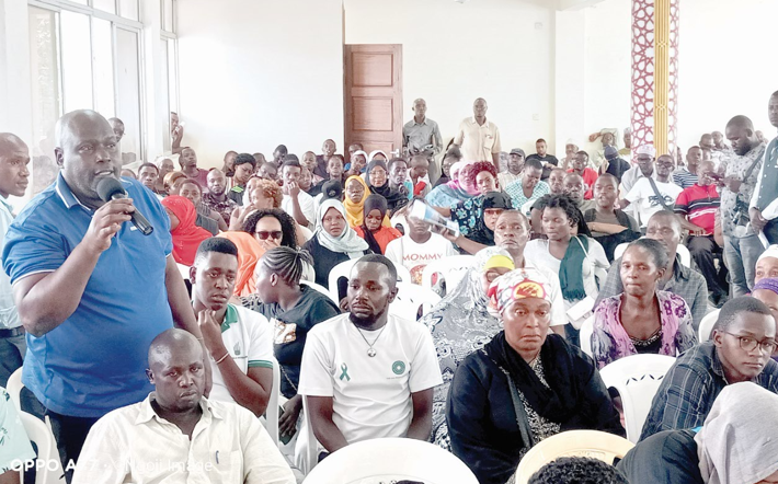 Mombasa residents airing their views during the public participation exercise on housing levy. PHOTO/ Ngoji Reuben