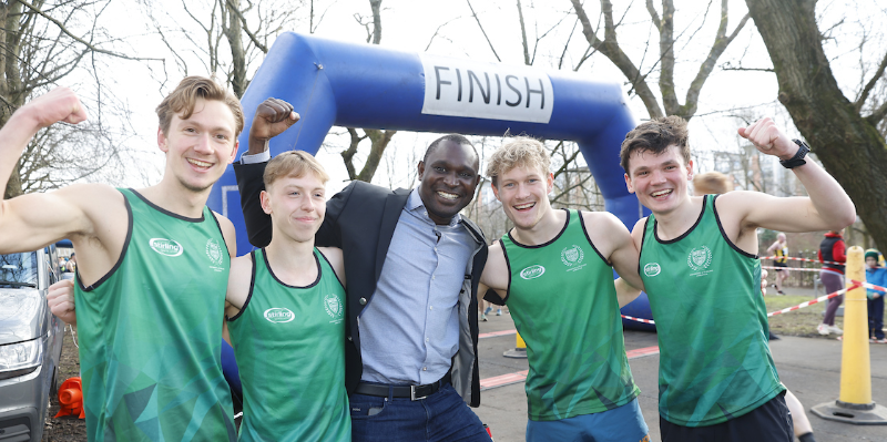 David Rudisha poses for a photo with athletes. PHOTO/WICGlasgow24