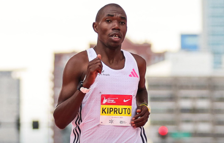 Kenya’s Benson Kipruto in Tokyo Marathon. PHOTO/Tokyo Marathon