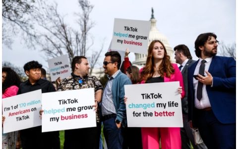 A protest in support of TikTok outside the U.S. Capitol on Wednesday. PHOTO/Anna Moneymaker / Getty Images