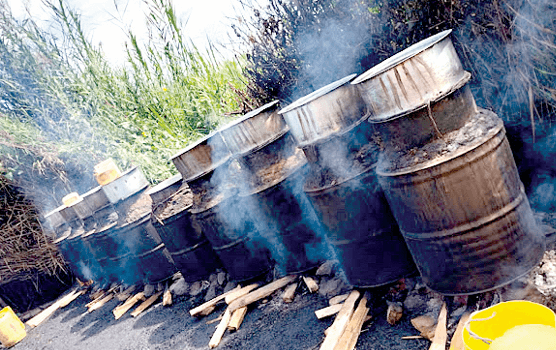 State urged to sack inept officials after liquor deaths