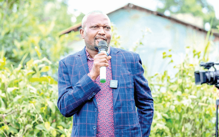 CS Kuria opens war with Wamatangi