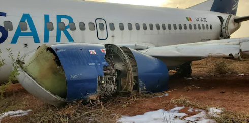 Boeing 737 incident durîng take-off in Senegal leaves 11 hurt