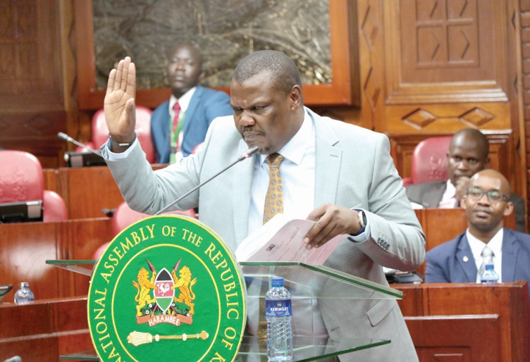 Cracks emerge as House team decides Linturi fate