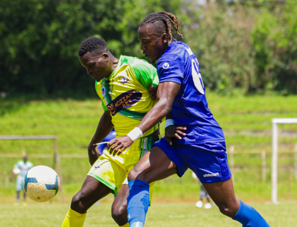 Kenya Police in action against Kakamega Homeboyz at Mumias Sports Complex. PHOTO/Kenya Police/Facebook