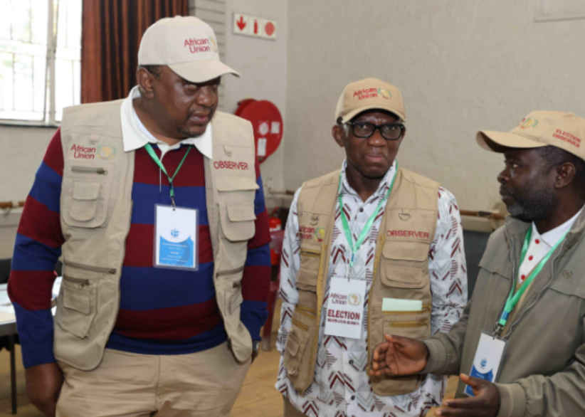 PHOTOS: Uhuru visits polling stations as South Africans head to polls