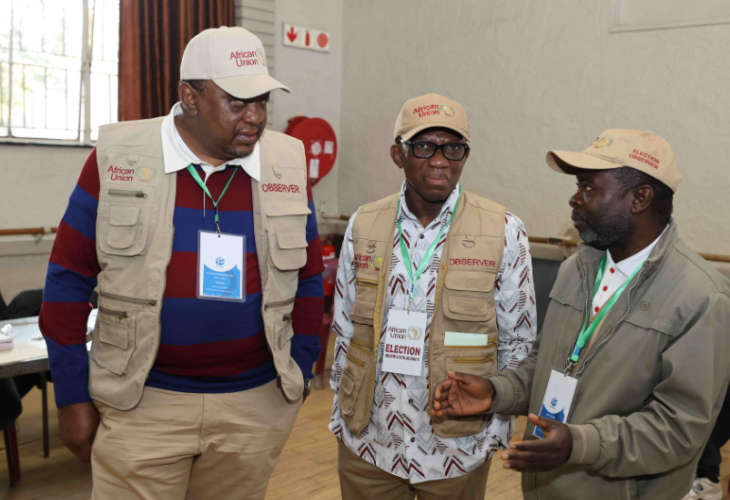 Former President and the head of the AUEOM Uhuru Kenyatta and his team at a polling station in South Africa. PHOTO/@4thPresidentKE/X
