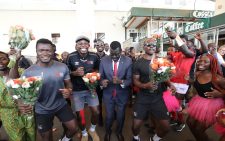 Kenya 7s players join Peter Tum in song and dance. PHOTO/Evans Tum