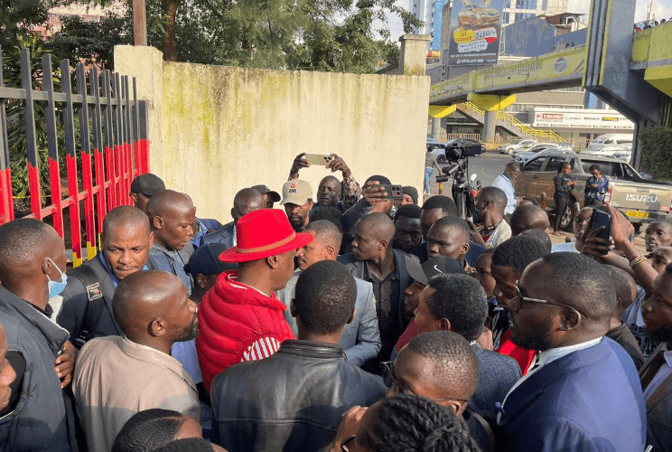 Jubilee Sec General with Embakasi East MP Babu Owino gathered outside the Central Police Station on Tuesday, June 18, demanding release of Finance Bill protesters arrested. PHOTO/@HonKioni/X